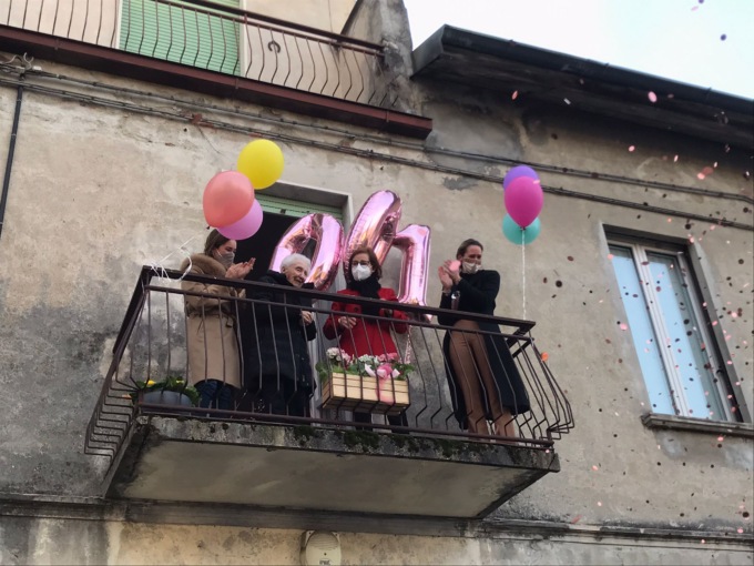 Nonna “Tù” spegne 100 candeline: per festeggiarla arriva anche la banda di Vighizzolo