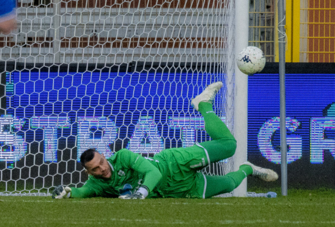 Como calcio pareggio beffardo per i lariani in 10 raggiunti nel finale dall’Alessandria