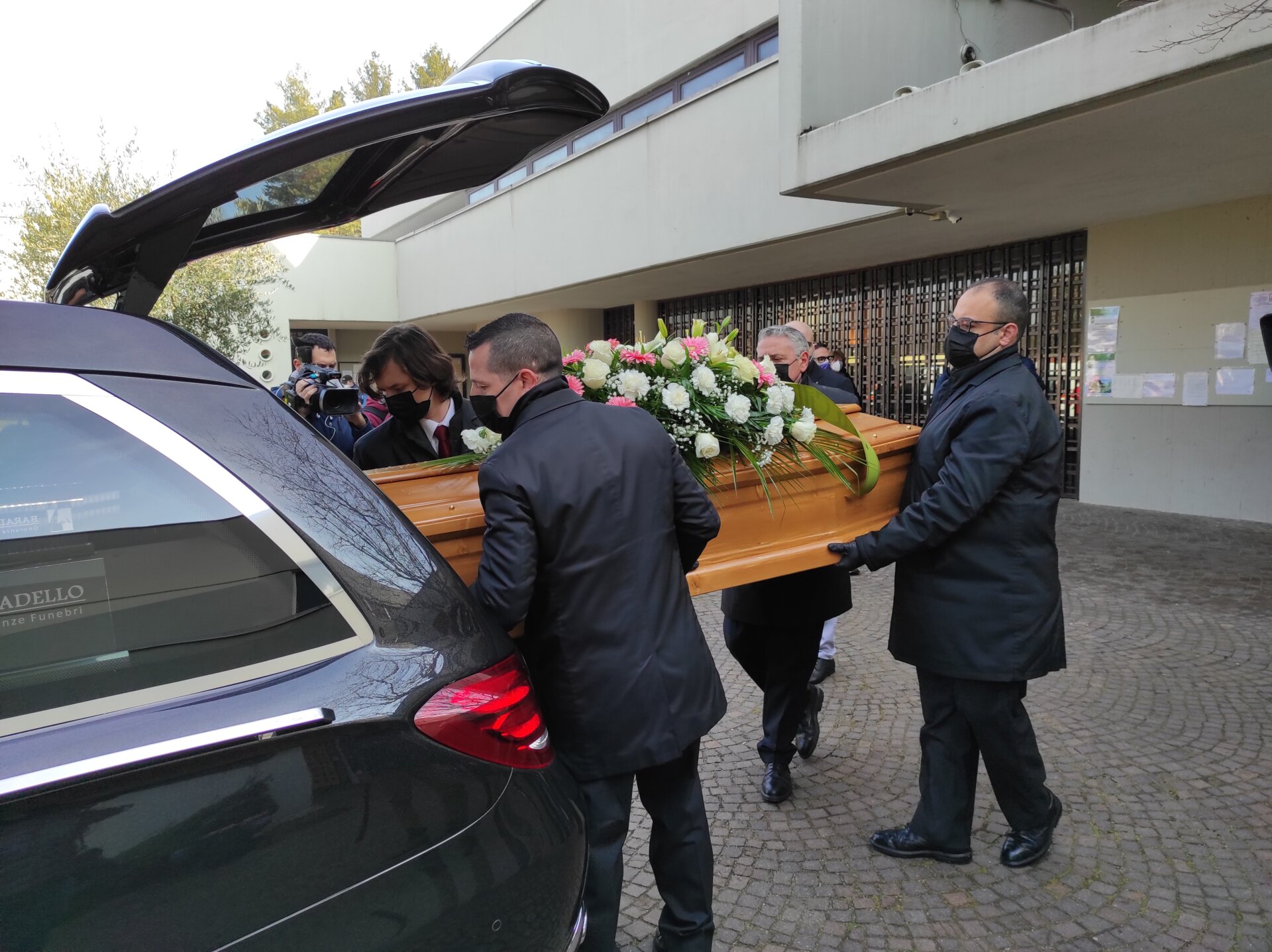 como funerale marinella beretta