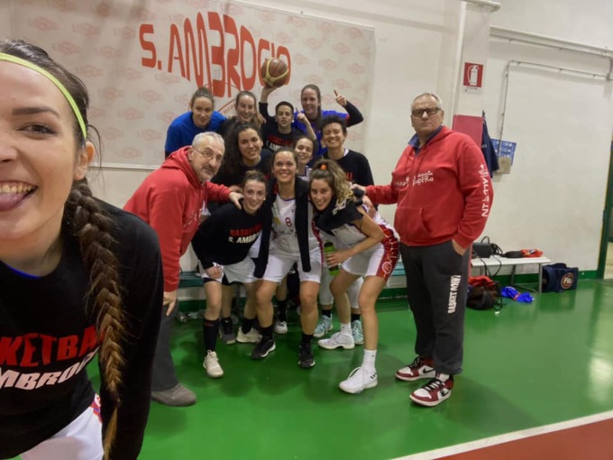 Basket femminile Nonna Papera Mariano stende Gavirate ed è regina d’inverno