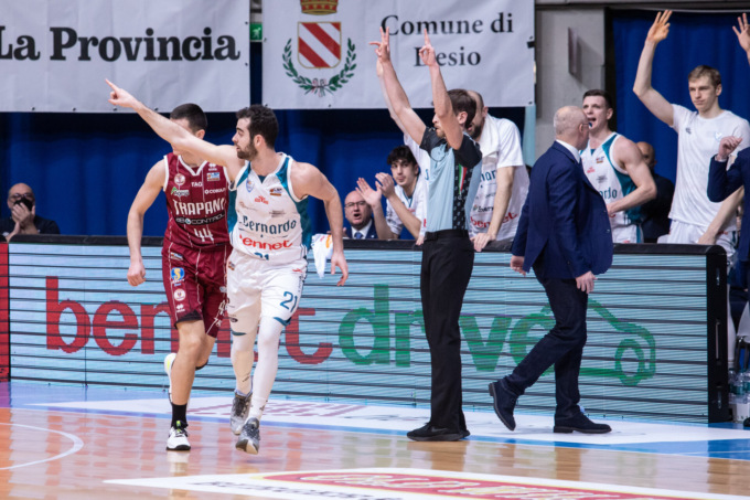 Pallacanestro Cantù domani in campo con l’Orlandina Basket