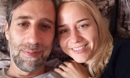 Parte da Mariano per salvare la fidanzata ucraina: ora Stefano e Giulia sono insieme