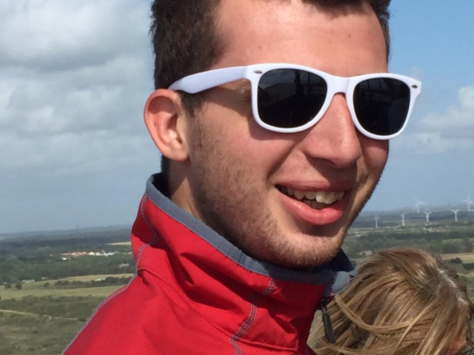 Pietro, una giovane vita stroncata da un malore. La mamma: “Il mio bambino, un ragazzo d’oro”