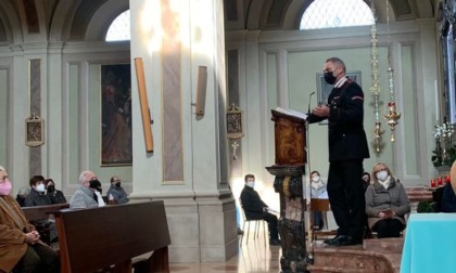 In chiesa i carabinieri incontrano gli anziani