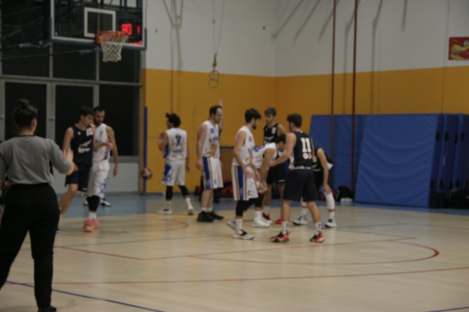 Basket serie D sorride solo il Cabiate che vince il derby con Figino
