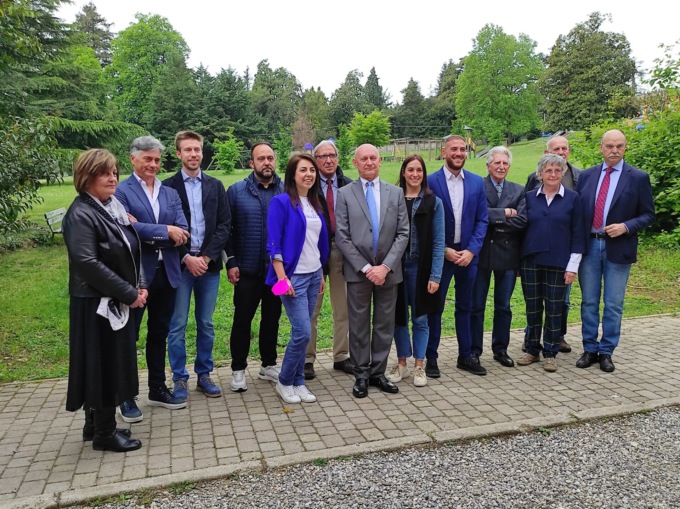 Elezioni Appiano 2022, Rusconi si presenta con i suoi 13 candidati: “Ambiente e sociale i nostri capisaldi”