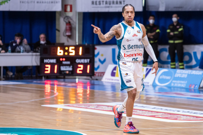 Fase a orologio: tutte le date delle partite della Pallacanestro Cantù