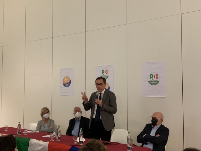 Il centrosinistra presenta il candidato Giorgio Berna