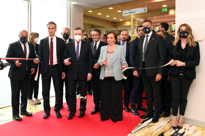 A Palazzo Pirelli inaugurata la mostra “Antimafia itinerante” davanti al premier Draghi