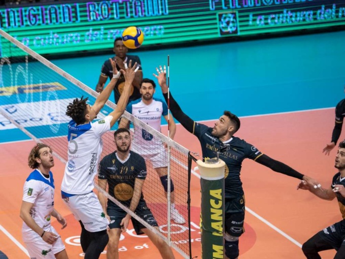 Pool Libertas Cantù da Siena arriva lo schiacciatore Giuseppe Ottaviani