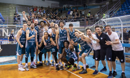 Pallacanestro Cantù elimina Ravenna: è in finale per tornare in A