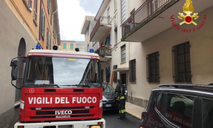 Incendio in una cucina a Como: intervengono i Vigili del Fuoco