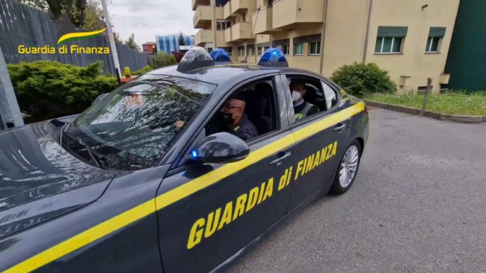 Nuovo terremoto tra le cooperative comasche: maxi evasione da 21 milioni di euro, 14 arrestati