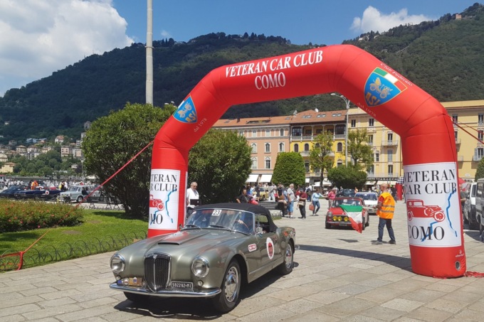 Auto storiche rombono i motori…tutto è pronto per il via del 33° Giro del Lario
