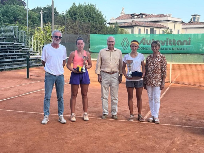 Tennis Como Leonardo Borrelli e Alice Noascon Fragno vincono il Super Next Gen 2022 a Villa Olmo 