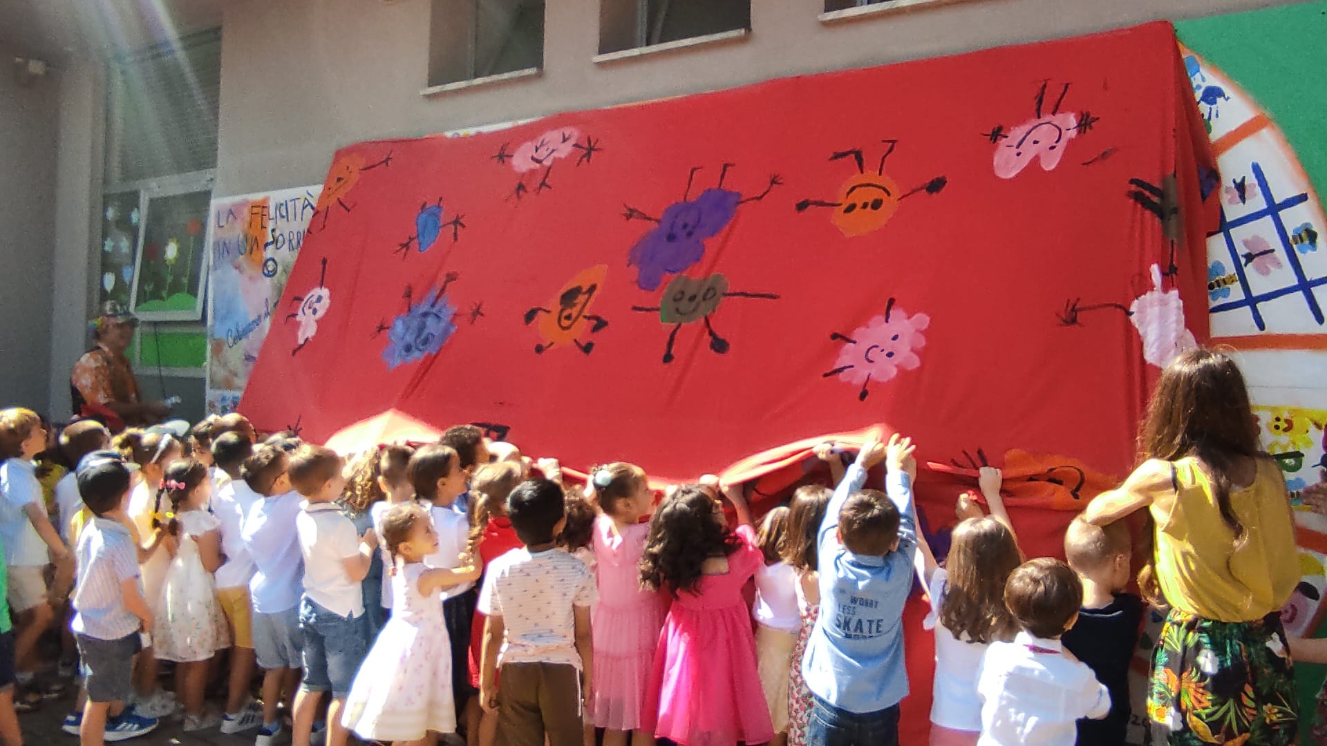 murales scuola dell'infanzia mariano comense