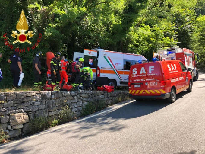 Nesso, viene colto da un malore in baita: grave un 59enne