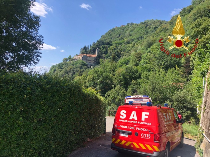Turista disidratato soccorso sulla salita eremo di San Donato