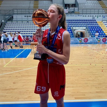 Basket femminile Ilaria Bernardi 