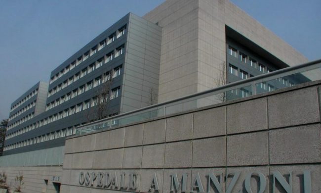 Non ce l’ha fatta l’elettricista folgorato in una cabina: è morto al Manzoni