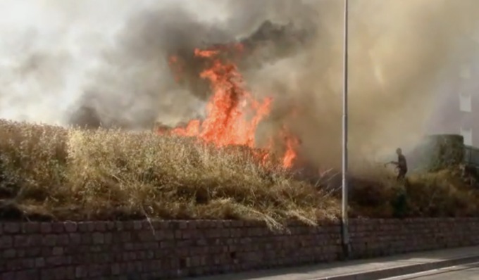 Spaventoso incendio a Guanzate: bruciati quattro ettari di campi FOTO e VIDEO