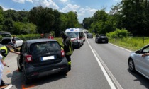 Ennesimo incidente sulla Lomazzo-Bizzarone: ferito un motociclista