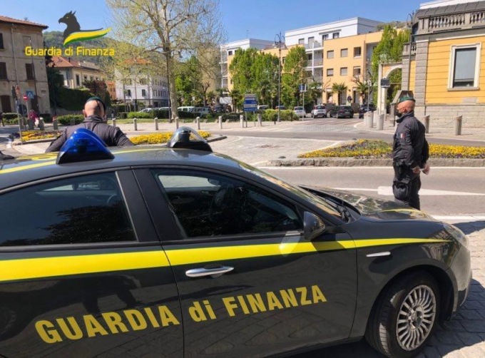 Como, Capiago, Erba, Mariano, Montorfano: le Fiamme Gialle scoprono un fiume di lavoratori in nero
