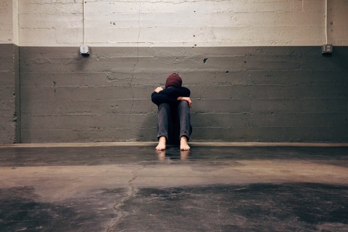 Depressione: cos’è, tipologie, sintomi e trattamenti