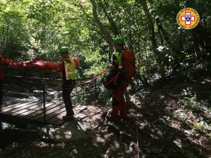 Donna soccorsa sotto i Corni di Canzo per una sospetta frattura