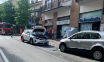 Frontale tra auto a Uggiate: coinvolte quattro persone