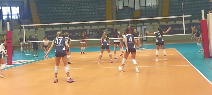 Albese Volley: buon primo test per la Tecnoteam che ha sbancato l’Arena di Monza 