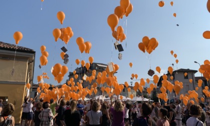 Alzate Brianza vieta il lancio dei palloncini. Circolo Ilaria Alpi: "Un passo verso la salvaguardia ambientale"