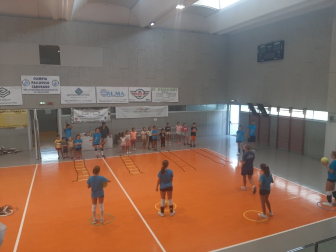 Pallavolo lariana Olimpia cadorago in campo