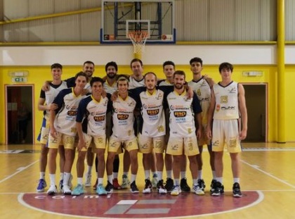Basket C Gold Virtus Cermenate 2022/23