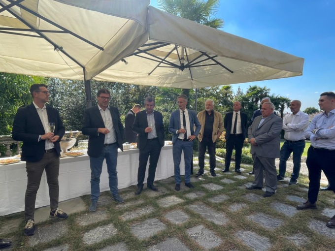 Continua il tour di Giorgetti tra le eccellenze comasche: oggi nel canturino