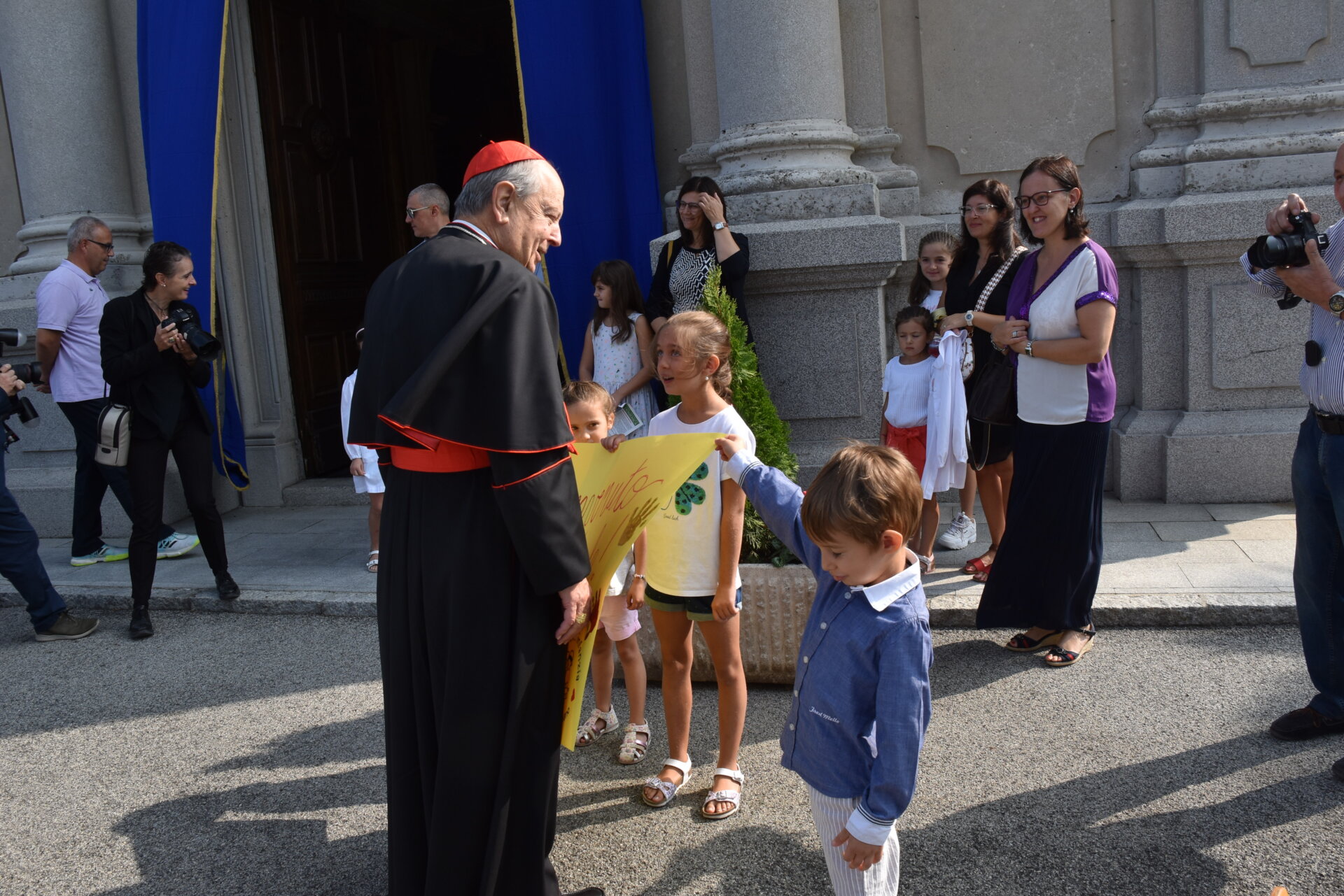 Il Cardinale Cantoni in visita a Bregnano