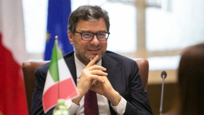 Tour del Ministro Giorgetti nel Triangolo lariano
