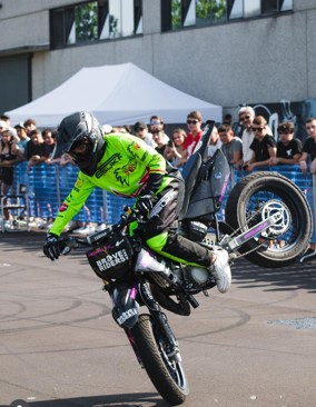 Moto su pista a Lariofiere