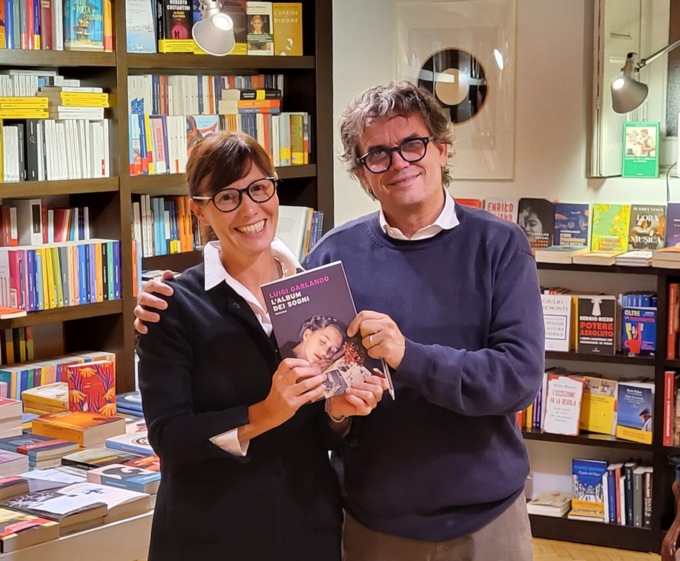 Garlando porta il suo “album dei sogni” a Cantù e racconta l’epopea delle figurine Panini