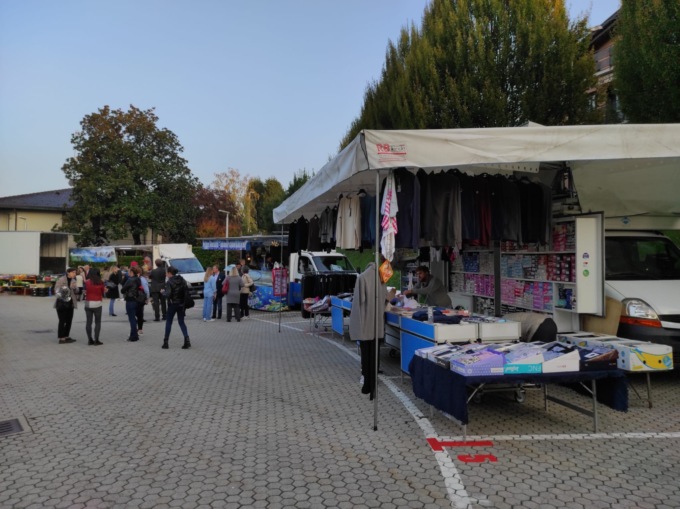 Inaugurato il nuovo mercato di Casnate