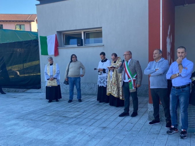 Cerimonia di intitolazione della piazza di Longone