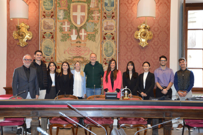 Dall’Arizona University a Como per uno stage: l’incontro con il sindaco Rapinese