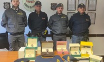 Contrabbando al confine, 8 orologi da 350mila euro: due denunce