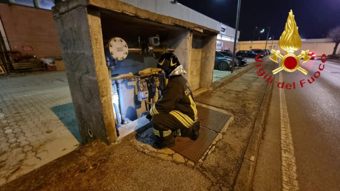 puzza di gas al Famila di Erba