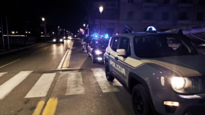 Promuovono eventi agrituristici, ma in realtà è un rave party illegale all’Alpe di Sala