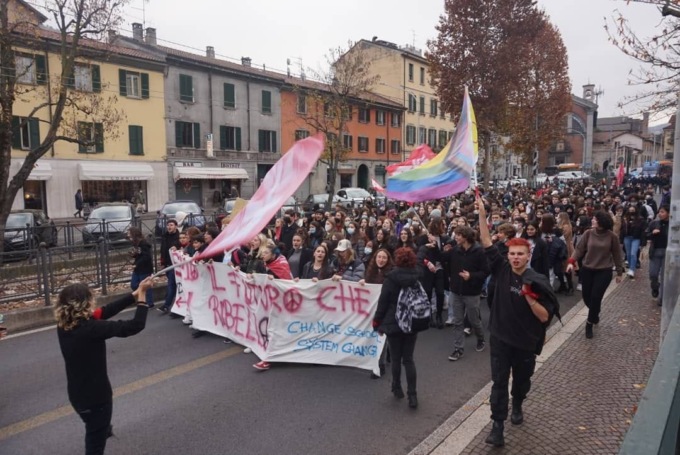 L’Unione degli Studenti annuncia un corteo di protesta a Como