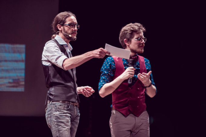 Teatro San Teodoro: weekend di spettacoli tra risate, Vivaldi e “le streghe del Lario”