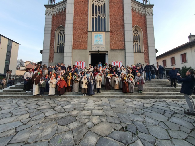 Il presepe vivente a Cantù: spettacolo per le vie del centro IL VIDEO
