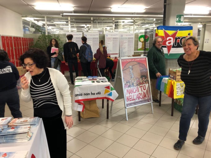 Al Terragni lezioni tradizionali sospese per un giorno: mattinata dedicata alla Giornata dei Diritti Umani