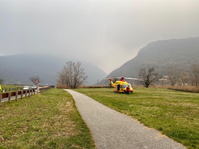Cade in bici sul Cornizzolo: grave 53enne